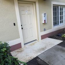 Quality-Sidewalk-Pressure-Washing-in-Fort-Myers 3